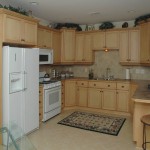 Custom Kitchen Cabinets